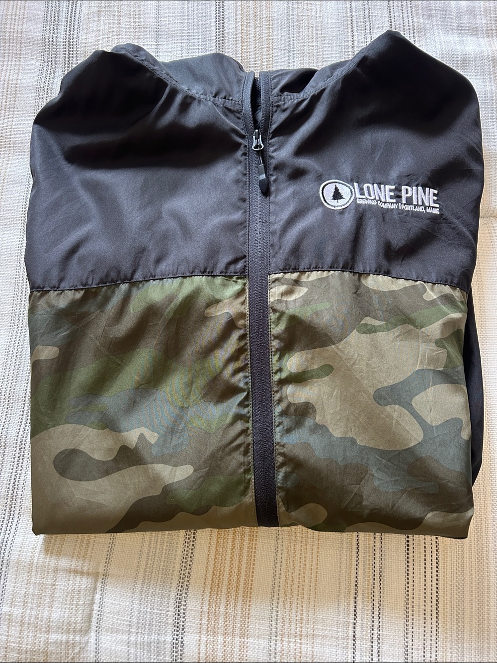 Lone Pine Hooded Windbreaker Jacket - Black + Camouflage